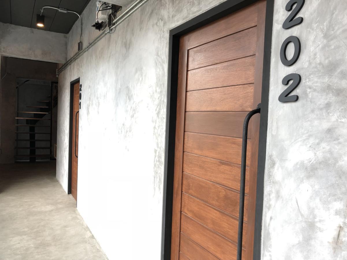Blackjack Bar And Hostel チャウエン エクステリア 写真